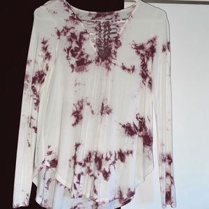 women’s long sleeve top